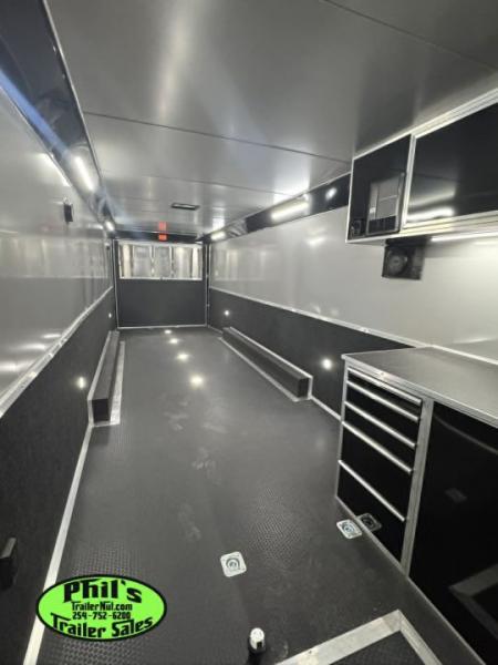 New 2026 Haulmark 8.5X44 GOOSENECK BATHROOM PACKAGE 2 ELECTRIC AWNINGS & AIRLINES! Car / Racing Trailer