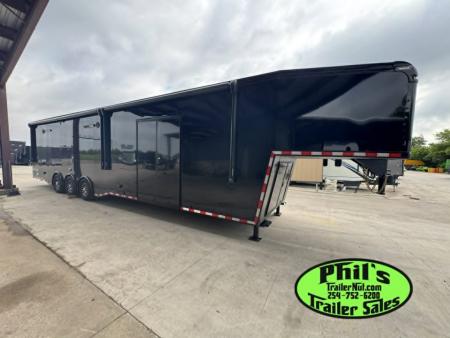 New 2026 Haulmark 8.5X44 GOOSENECK BATHROOM PACKAGE 2 ELECTRIC AWNINGS & AIRLINES! Car / Racing Trailer