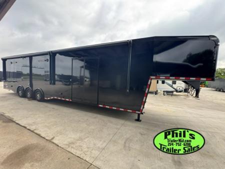 New 2026 Haulmark 8.5X44 GOOSENECK BATHROOM PACKAGE 2 ELECTRIC AWNINGS & AIRLINES! Car / Racing Trailer