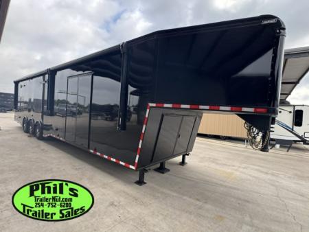 New 2026 Haulmark 8.5X44 GOOSENECK BATHROOM PACKAGE 2 ELECTRIC AWNINGS & AIRLINES! Car / Racing Trailer