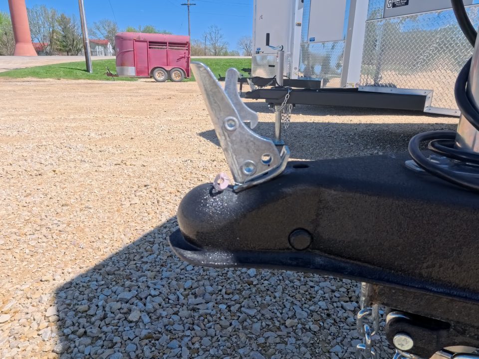 New 2026 Formula Trailers 5 x 8 x 6 White Traverse Flat Top V-Nose Cargo / Enclosed with 3K GVWR, Black Aluminum Wheel Assembly, Rear Flare, D-Rings