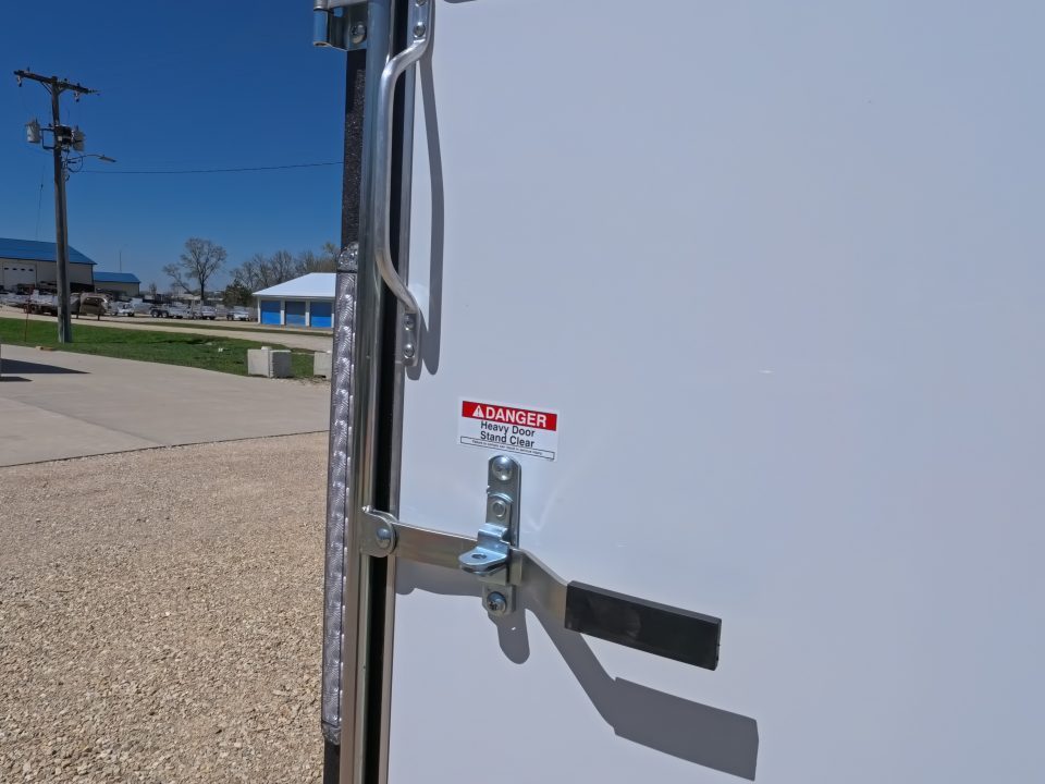 New 2026 Formula Trailers 5 x 8 x 6 White Traverse Flat Top V-Nose Cargo / Enclosed with 3K GVWR, Black Aluminum Wheel Assembly, Rear Flare, D-Rings
