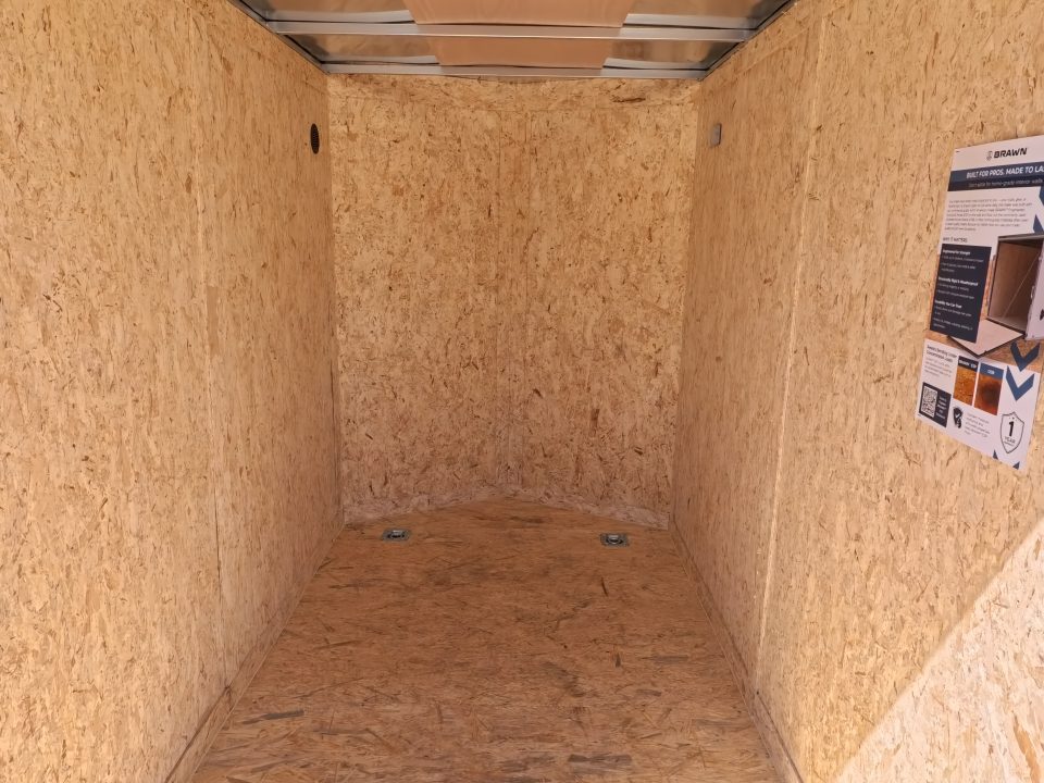 New 2026 Formula Trailers 5 x 8 x 6 White Traverse Flat Top V-Nose Cargo / Enclosed with 3K GVWR, Black Aluminum Wheel Assembly, Rear Flare, D-Rings