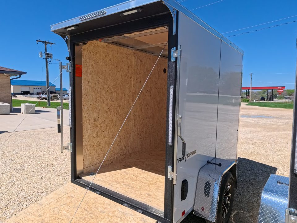 New 2026 Formula Trailers 5 x 8 x 6 White Traverse Flat Top V-Nose Cargo / Enclosed with 3K GVWR, Black Aluminum Wheel Assembly, Rear Flare, D-Rings