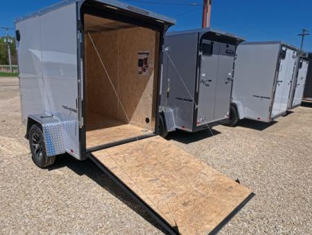 New 2026 Formula Trailers 5 x 8 x 6 White Traverse Flat Top V-Nose Cargo / Enclosed with 3K GVWR, Black Aluminum Wheel Assembly, Rear Flare, D-Rings