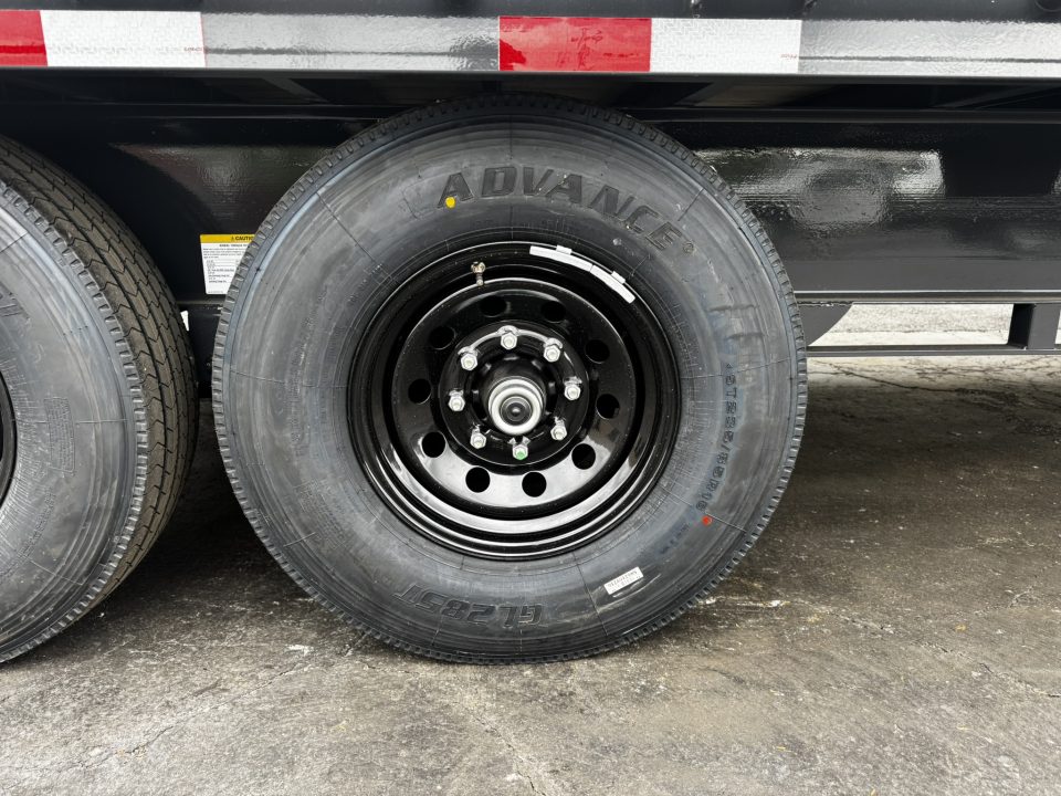 New 2026 Lamar Trailers 102"x30' -14k Gooseneck Bodies