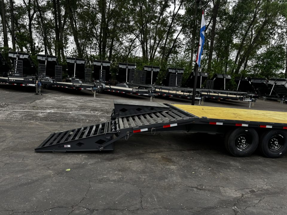 New 2026 Lamar Trailers 102"x30' -14k Gooseneck Bodies