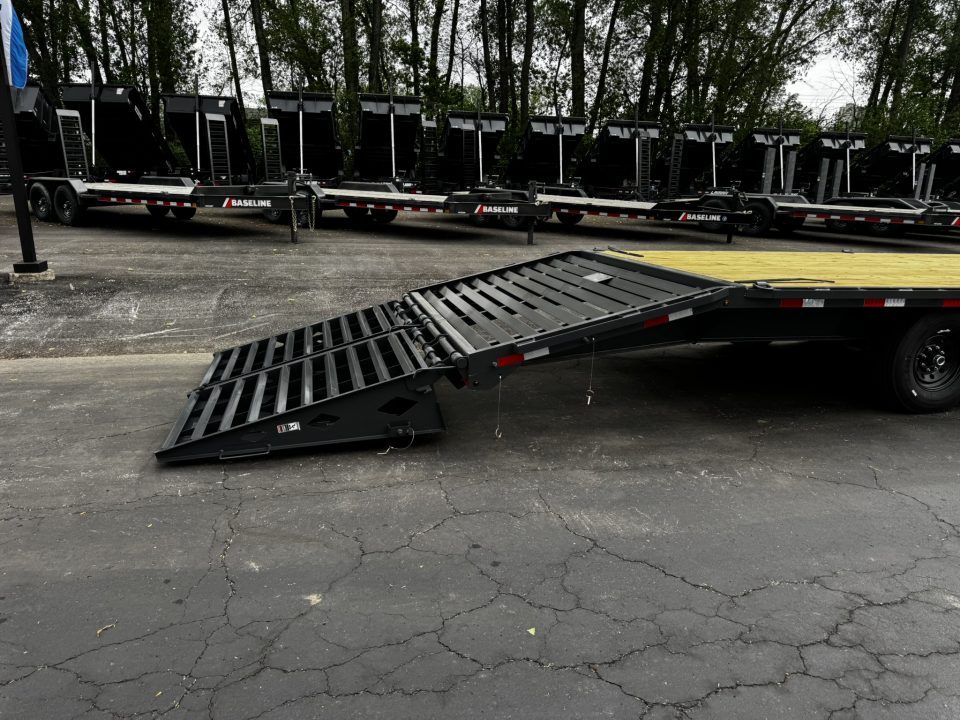 New 2026 Lamar Trailers 102"x36'-14K Gooseneck Bodies