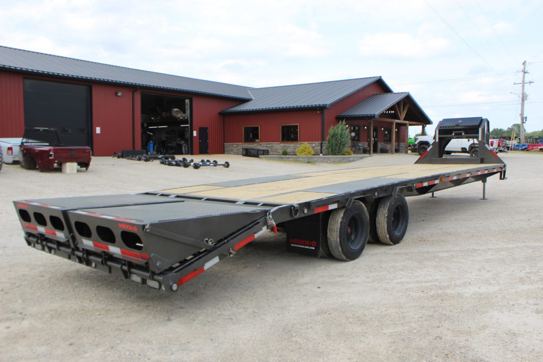 New 2026 MAXX-D LHX 34' Flatbed Trailer