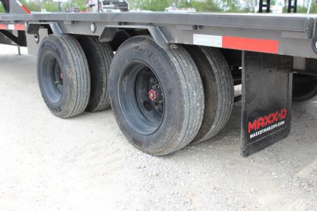 New 2026 MAXX-D LHX 34' Flatbed Trailer