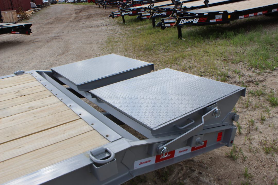 New 2026 Liberty LE 22' BP Equipment Trailer
