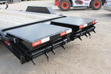 New 2026 Liberty LE 83"x20' Equipment Trailer