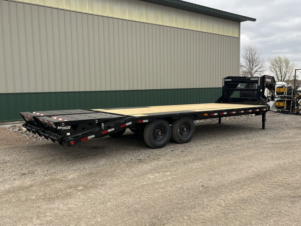 New 2026 25' 16k PJ Gooseneck Flatbed Trailer