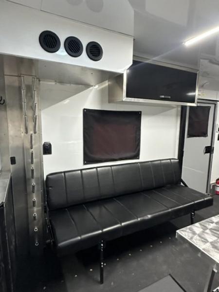 New 2027 Trails West 24' Freeride