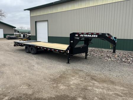 New 2026 25' 16k PJ Gooseneck Flatbed Trailer