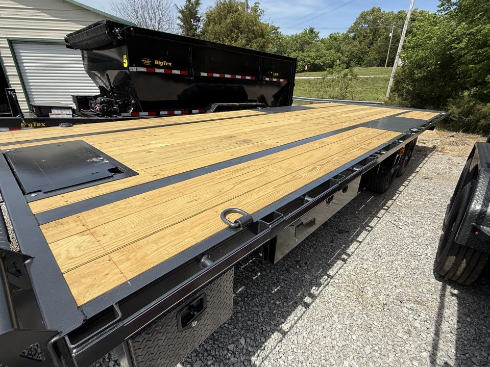 New 2026 Diamond C DET 210 Power Tilt 24’ Trailer, POP UP 12K WINCH, 23K GVWR, HYDRAULIC JACK