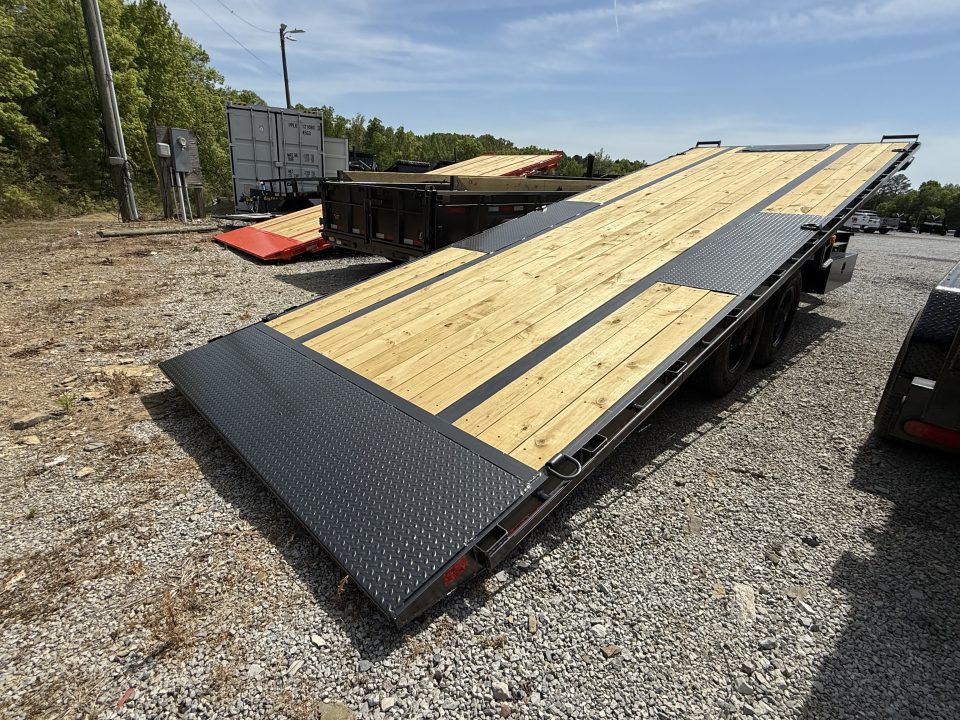 New 2026 Diamond C DET 210 Power Tilt 24’ Trailer, POP UP 12K WINCH, 23K GVWR, HYDRAULIC JACK