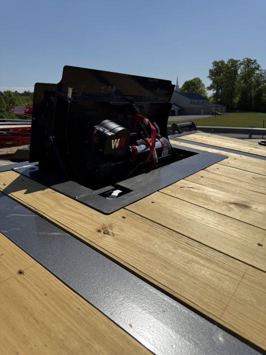New 2026 Diamond C DET 210 Power Tilt 24’ Trailer, POP UP 12K WINCH, 23K GVWR, HYDRAULIC JACK