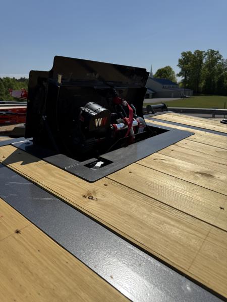 New 2026 Diamond C DET 210 Power Tilt 24’ Trailer, POP UP 12K WINCH, 23K GVWR, HYDRAULIC JACK