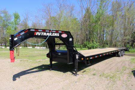 New 2026 PJ Trailers 40' MR GN 25K GVWR STOCK ID 6296 Equipment Trailer