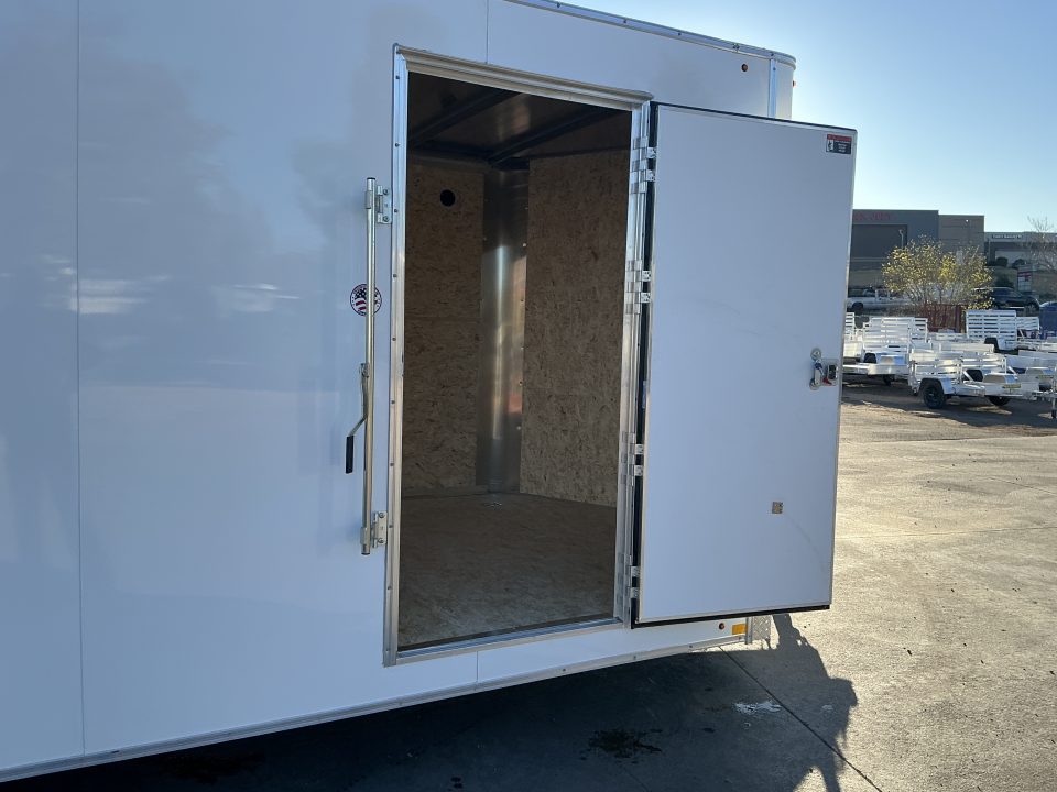 New 2026 H&H Trailers 8.5x20 (2-5k axles) Enclosed Trailer