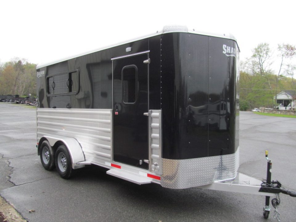 New Shadow Select Series 3 H Slant BP W/ Dressing Room Horse Trailer