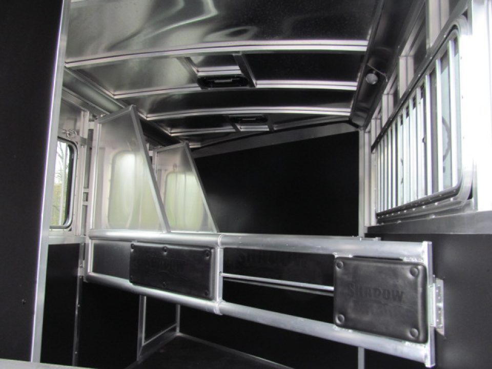 New Shadow Select Series 3 H Slant BP W/ Dressing Room Horse Trailer