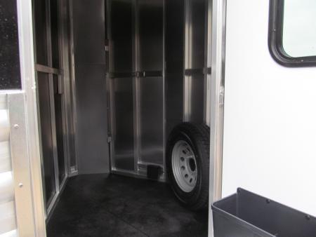 New Shadow Select Series 3 H Slant BP W/ Dressing Room Horse Trailer