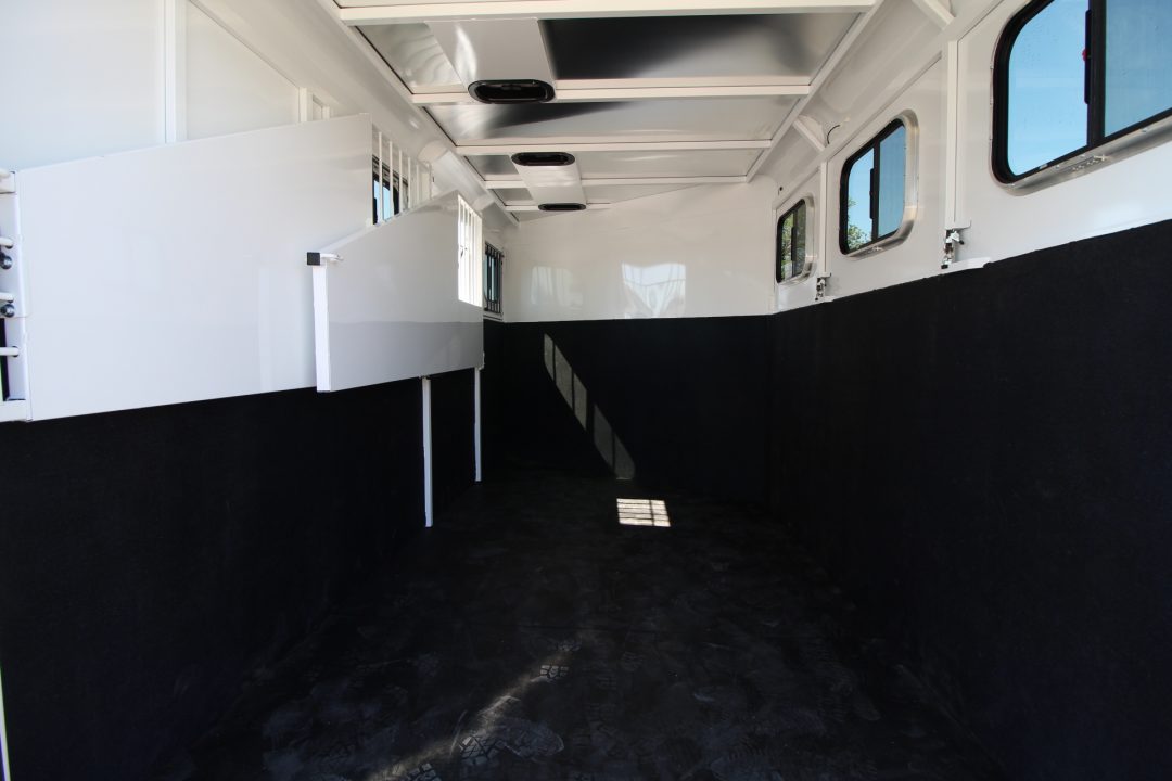 New 2027 Trails West Adventure MX 3 Horse Gooseneck Trailer