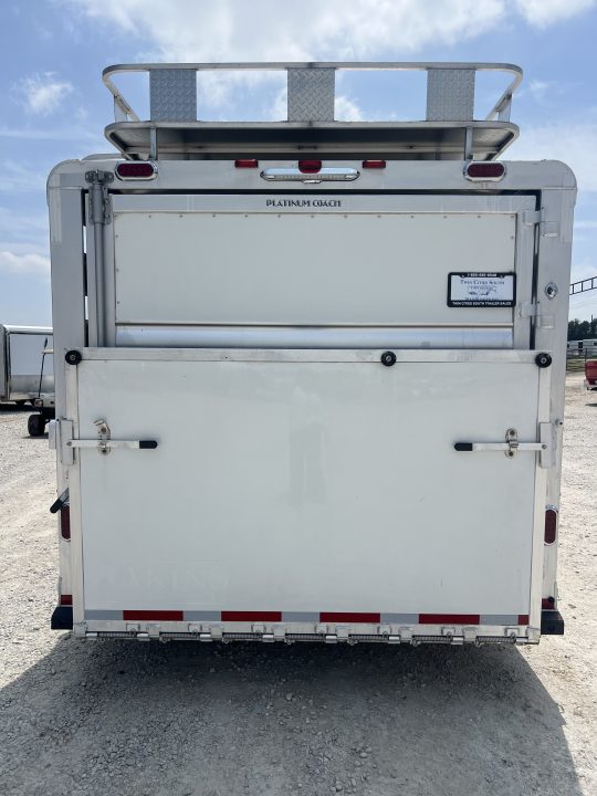 Used 2024 Platinum Coach 5 horse slant stock combo