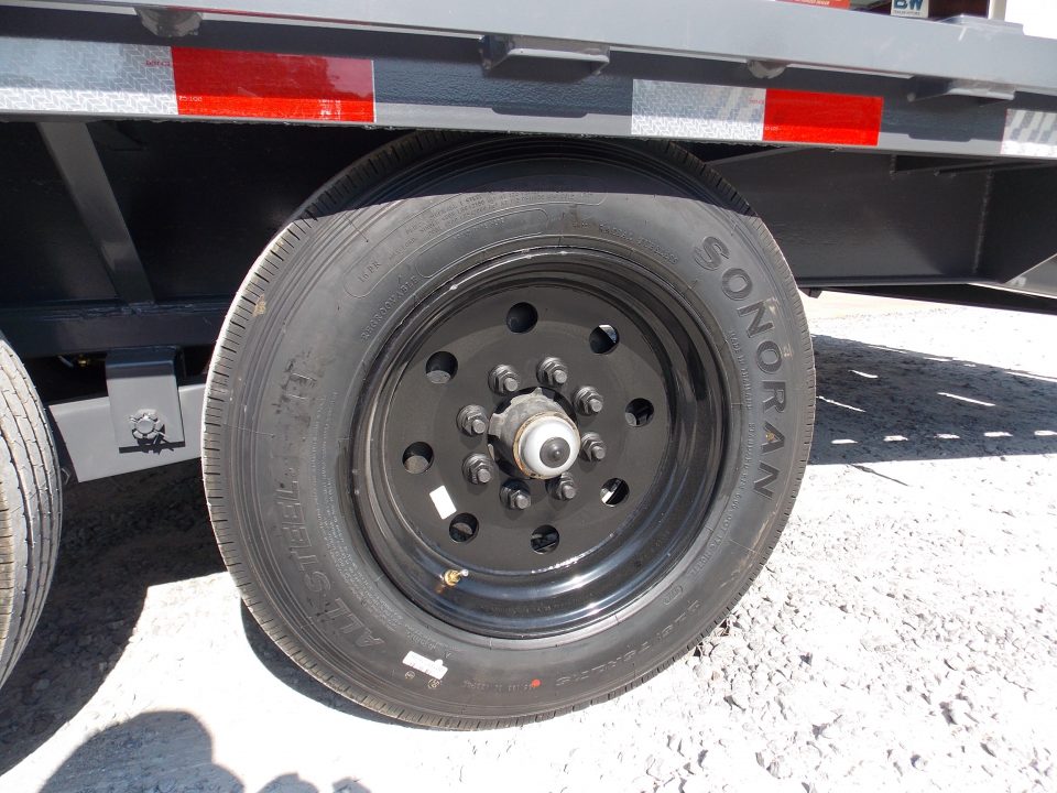 2026 Equipment Flatbed Trailer photo 2
