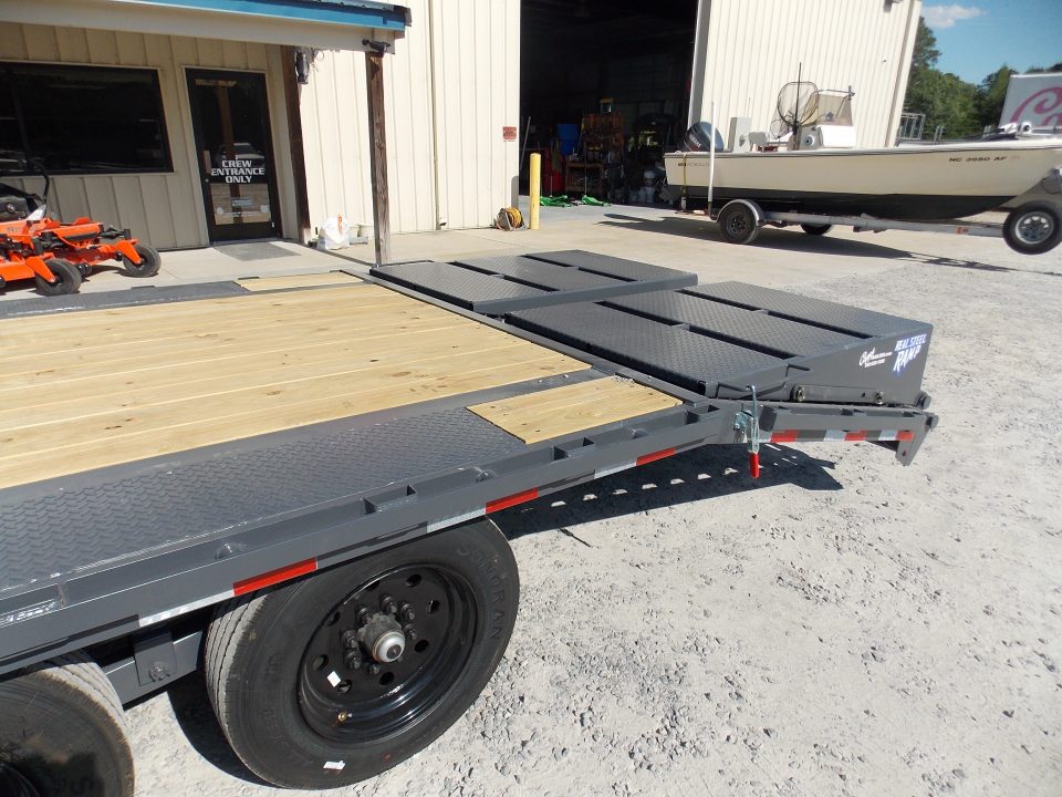 2026 Equipment Flatbed Trailer photo 3