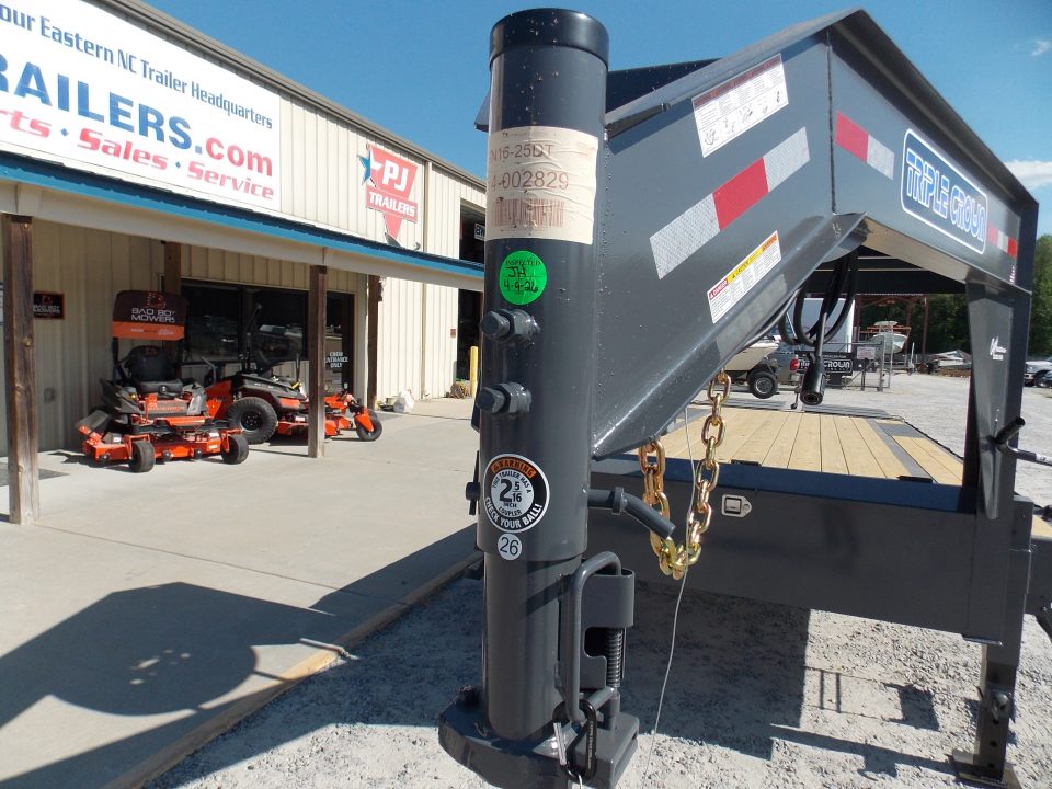 2026 Equipment Flatbed Trailer photo 8
