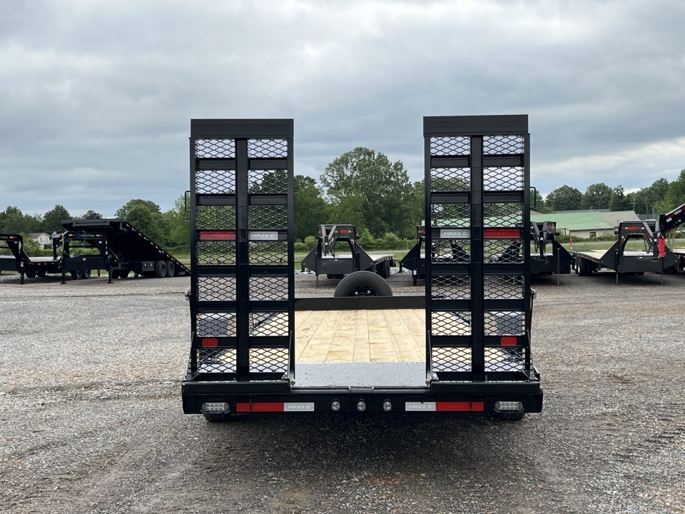 New 2027 MAXXD 83"x20' 14k Equipment Trailer