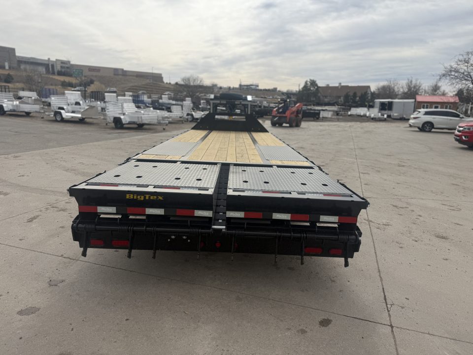 New 2026 Big Tex 25GN-25D5A-MRBK Flatbed Trailer