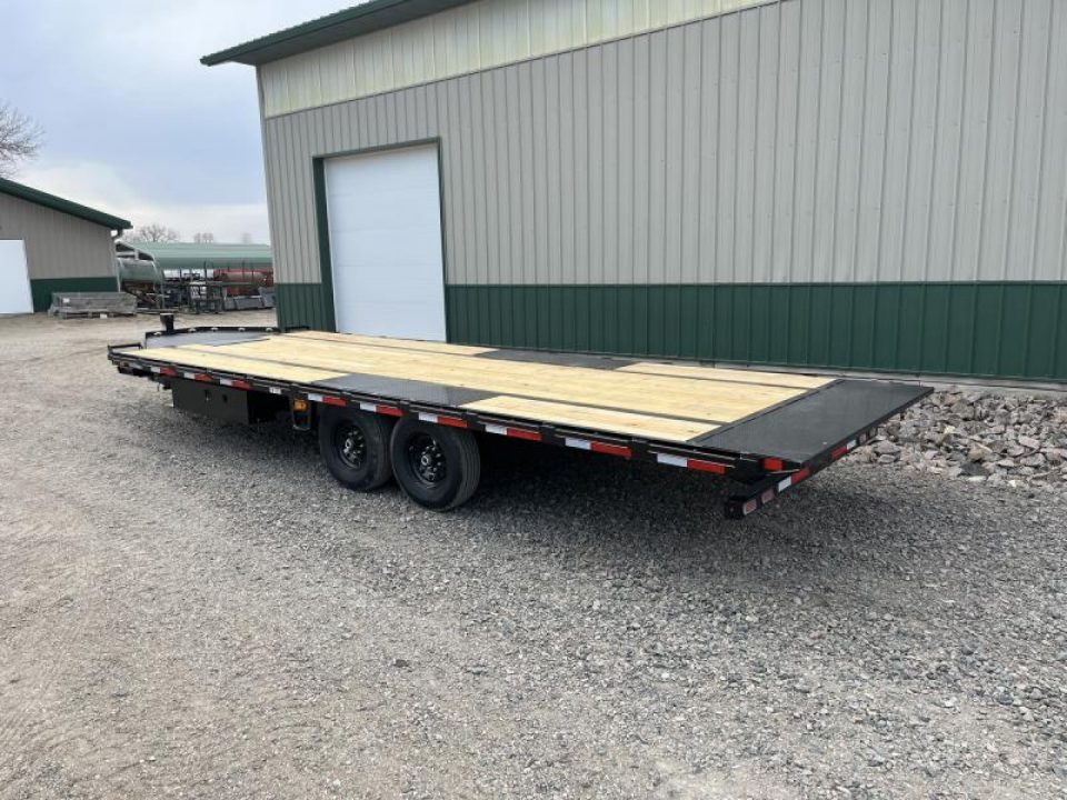 New 2026 24' 14k Diamond C Deckover Tilt Trailer