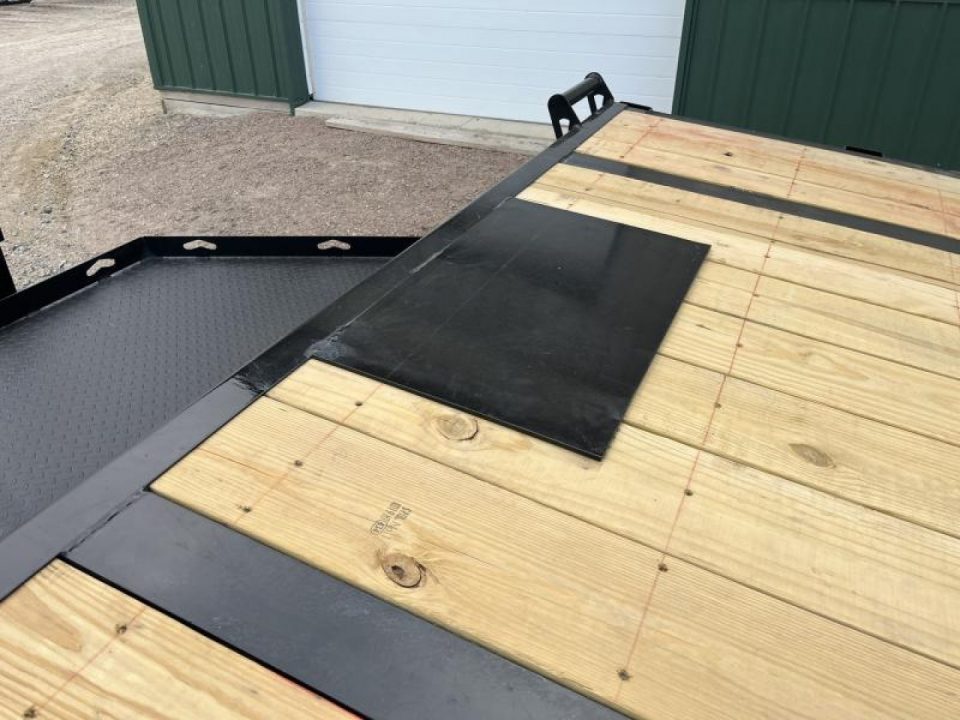 New 2026 24' 14k Diamond C Deckover Tilt Trailer