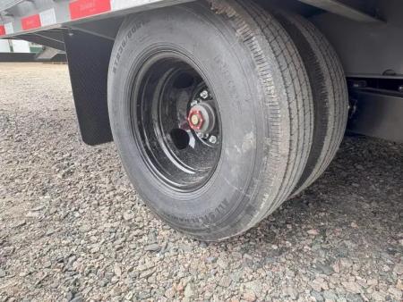 New 2026 32' Diamond C FMAX210 Hyd Dove Gooseneck Trailer