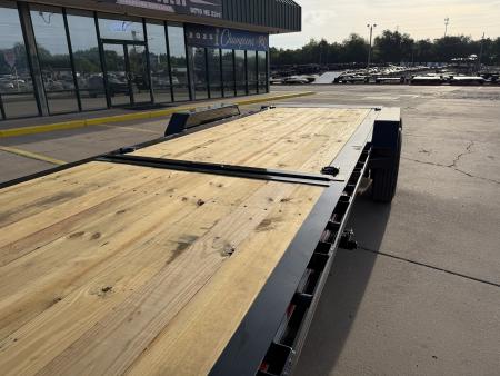 New #037824 2026 DIAMOND T HDSKP1608TDGN 24 X 83 TANDEM AXLE 16K GOOSENECK EQUIPMENT TILT DECK TRAILER