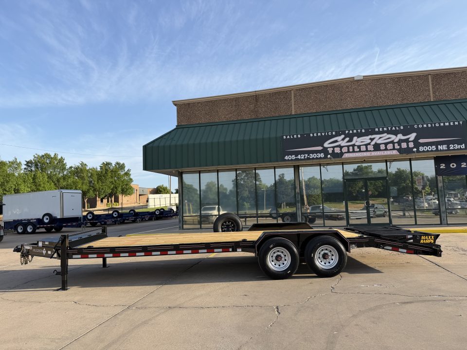 New #037825 2026 DIAMOND T HDSKP1608 24 X 83 HEAVY DUTY SKID PRO 16K EQUIPMENT HAULER W/ MAXX RAMPS