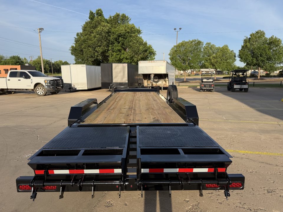 New #037825 2026 DIAMOND T HDSKP1608 24 X 83 HEAVY DUTY SKID PRO 16K EQUIPMENT HAULER W/ MAXX RAMPS