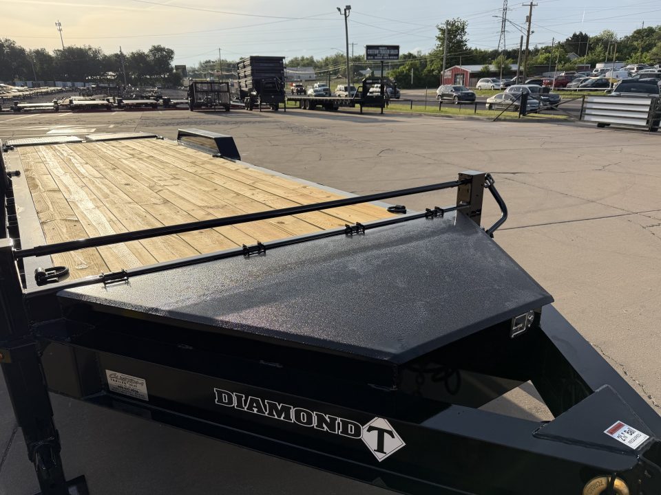 New #037825 2026 DIAMOND T HDSKP1608 24 X 83 HEAVY DUTY SKID PRO 16K EQUIPMENT HAULER W/ MAXX RAMPS
