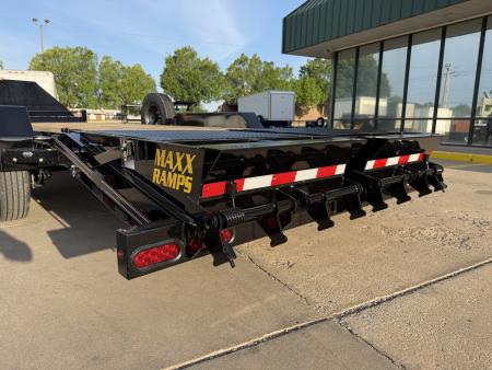 New #037825 2026 DIAMOND T HDSKP1608 24 X 83 HEAVY DUTY SKID PRO 16K EQUIPMENT HAULER W/ MAXX RAMPS