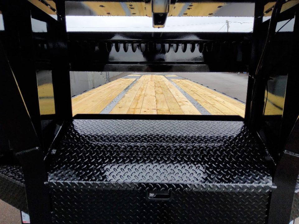 New 2026 Diamond C Trailers FMAX212MR Flatbed Trailer