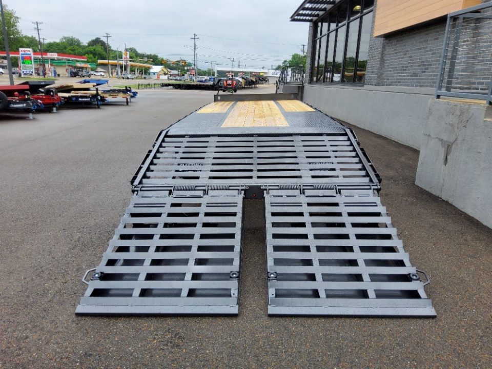New 2026 Diamond C Trailers PX212MR/XDR 2 Flatbed Trailer
