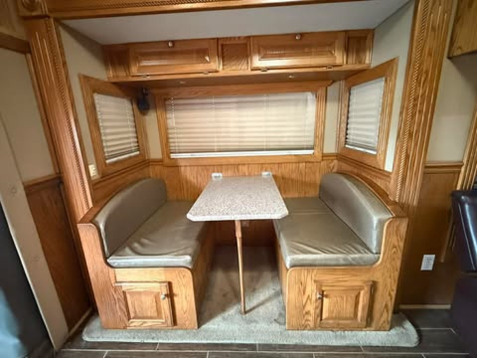 Used 2004 Renegade 42’ Motorhome