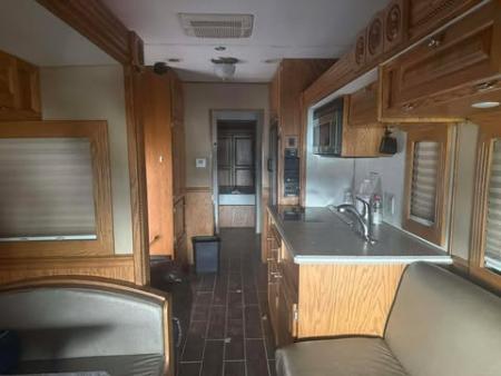 Used 2004 Renegade 42’ Motorhome