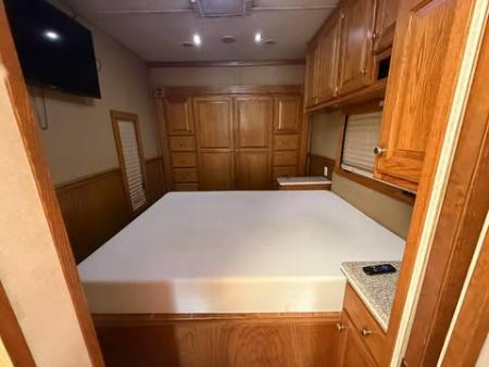 Used 2004 Renegade 42’ Motorhome