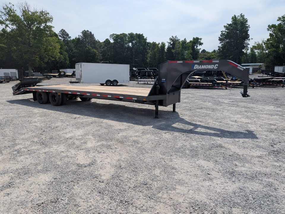New 2026 Diamond C Trailers FMAX 212 32' Tandem Dual Wheel Gooseneck Trailer w/ Max Ramps Equipment Trailer