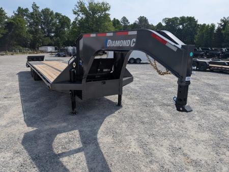 New 2026 Diamond C Trailers FMAX 212 32' Tandem Dual Wheel Gooseneck Trailer w/ Max Ramps Equipment Trailer